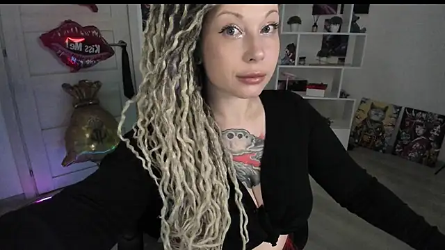 HoneySallyMoore online show from 13, 6, 2026