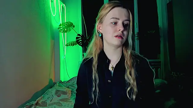 Alexa Pirs online show from 14, 3, 2025