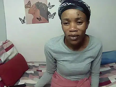 Snapshot of Queen_Pxoxo chatting on 15, 3, 2025 Queen Pxoxo online show from 15, 3, 2025