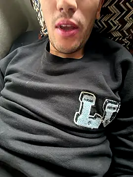 yaxxx03 online show from 1, 11, 2025