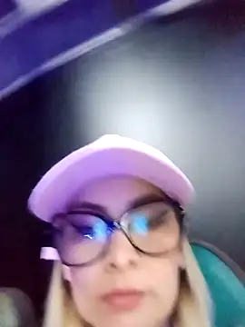 CandieGilson   online show from 11, 9, 2025