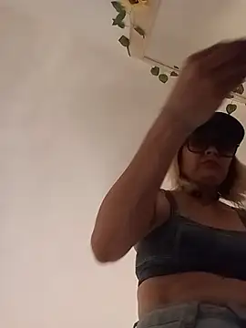 CandieGilson   online show from 27, 9, 2025