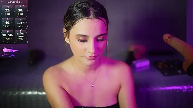 Vaniluu 9 online show from 7, 3, 2025