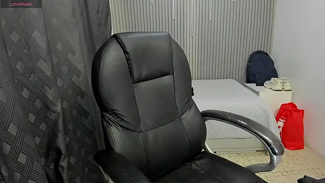 Estiv18  online show from 11, 3, 2026