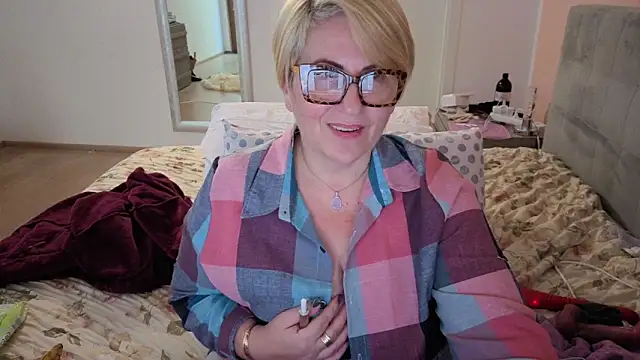 Pumabionda online show from 3, 12, 2025