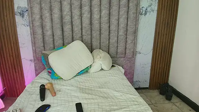 kendrakaramelo online show from 25, 2, 2026