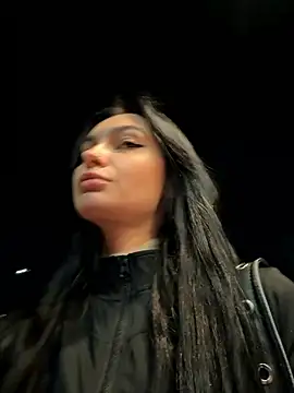 lunalovelee online show from 15, 9, 2025