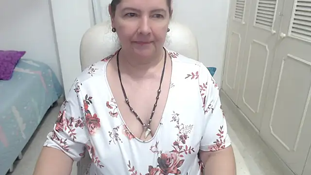 leonela 69 online show from 15, 7, 2026