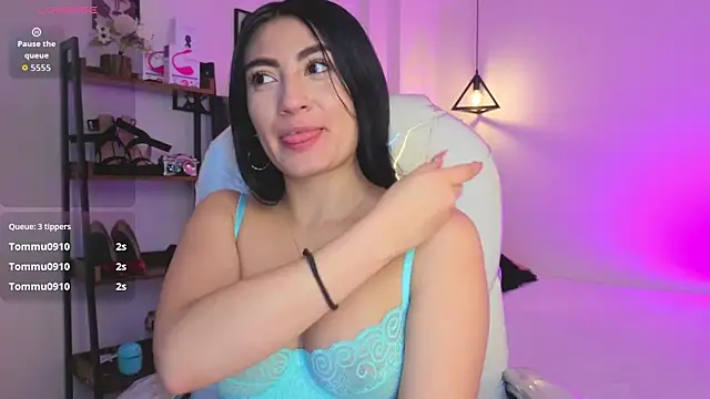 Miller Vanessa  online show from 6, 10, 2025