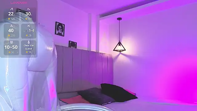 Miller Vanessa  online show from 8, 10, 2025