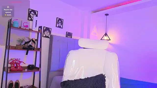 Miller Vanessa  online show from 25, 3, 2026