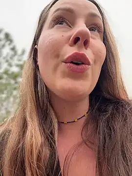 Mona Plus online show from 11, 4, 2026