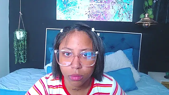 Snapshot of rebeka_kenye chatting on 25, 2, 2025 rebeka kenye online show from 25, 2, 2025