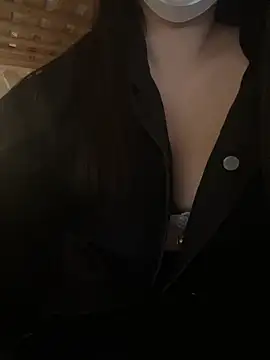 Snapshot of ruru-3 chatting on 17, 2, 2025 ruru-3 online show from 17, 2, 2025