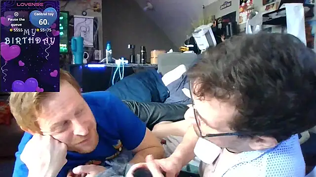 Snapshot of Sk00byJaXxX212 chatting on 28, 10, 2025 Sk00byJaXxX212 online show from 28, 10, 2025