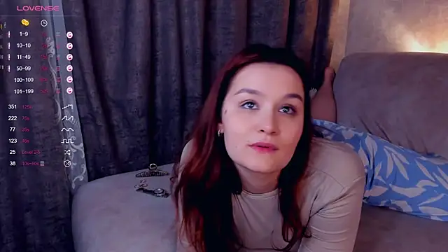 Snapshot of VeronaBlink chatting on 10, 3, 2025 VeronaBlink online show from 10, 3, 2025