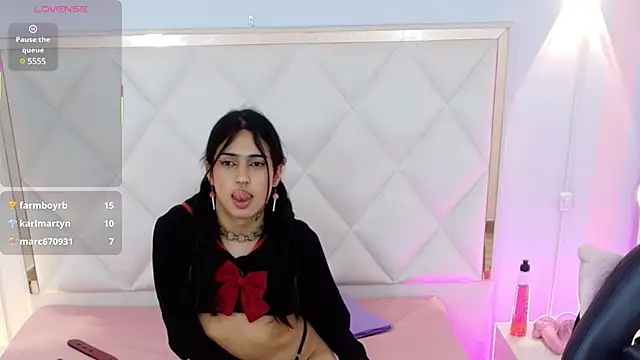 Snapshot of NATTROSE_TAY chatting on 4, 3, 2025 NATTROSE TAY online show from 4, 3, 2025