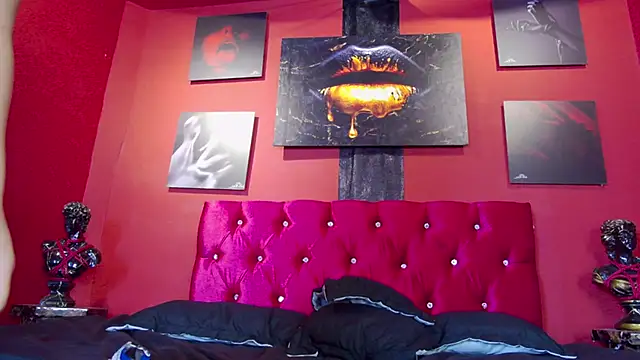 Arii moon online show from 28, 9, 2025