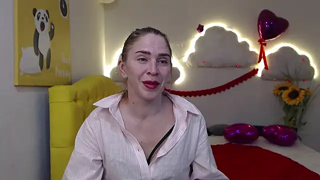 TessaDaybreak online show from 15, 3, 2025