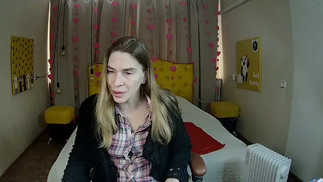 TessaDaybreak online show from 5, 2, 2026