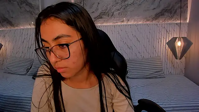 lucelly 15 online show from 11, 3, 2025