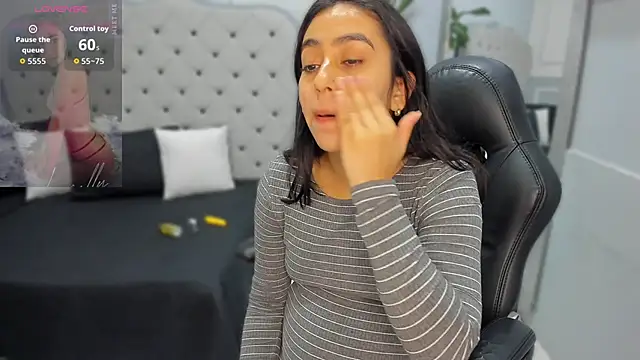 lucelly 15 online show from 3, 2, 2026