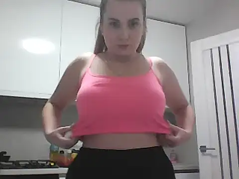 Snapshot of GoddessTenderness chatting on 17, 2, 2025 GoddessTenderness online show from 17, 2, 2025