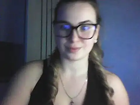 Snapshot of GoddessTenderness chatting on 24, 2, 2025 GoddessTenderness online show from 24, 2, 2025