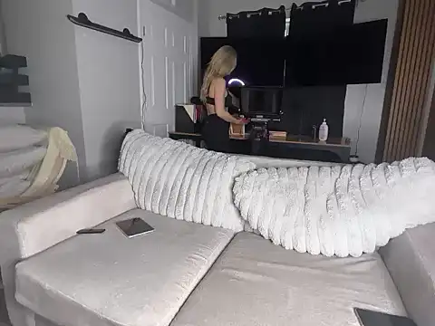 meggsworld online show from 27, 3, 2026