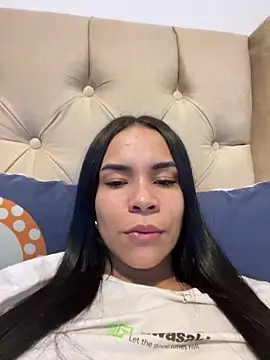 Snapshot of Naatalia chatting on 4, 3, 2025 Naatalia online show from 4, 3, 2025