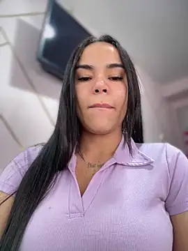 Snapshot of Naatalia chatting on 9, 10, 2025 Naatalia online show from 9, 10, 2025