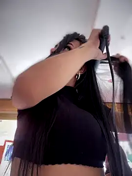 Snapshot of Naatalia chatting on 24, 10, 2025 Naatalia online show from 24, 10, 2025