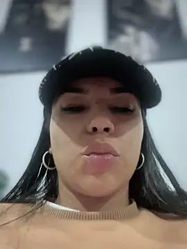 Snapshot of Naatalia chatting on 3, 11, 2025 Naatalia online show from 3, 11, 2025