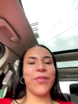 Snapshot of Naatalia chatting on 18, 12, 2025 Naatalia online show from 18, 12, 2025