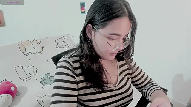 Naoko 7w7 online show from 13, 3, 2025