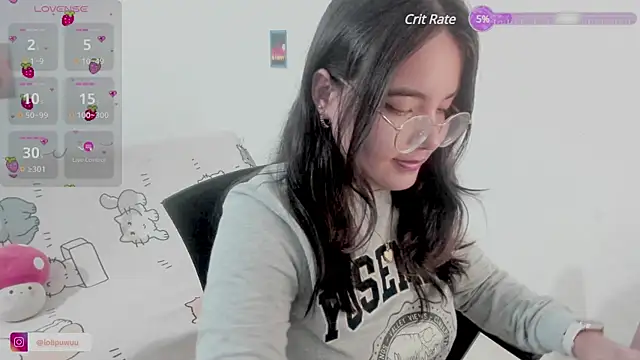 Naoko 7w7 online show from 14, 3, 2025