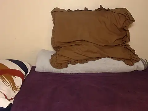 Karishma99  online show from 7, 10, 2025