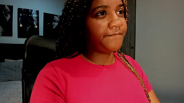 ZahraRose online show from 12, 9, 2025