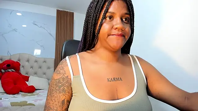 Snapshot of ZahraRose chatting on 16, 1, 2026 ZahraRose online show from 16, 1, 2026