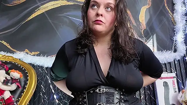 AmandaKovich online show from 5, 12, 2025