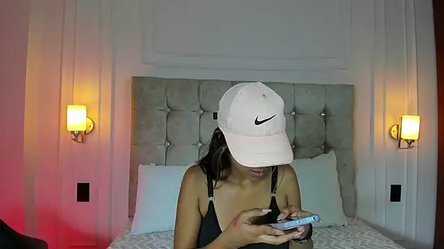 JasmineRoss 1 online show from 18, 9, 2025