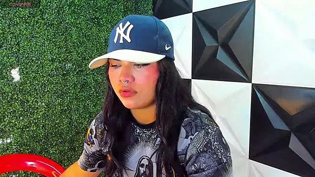 melany rouse18 online show from 23, 10, 2025