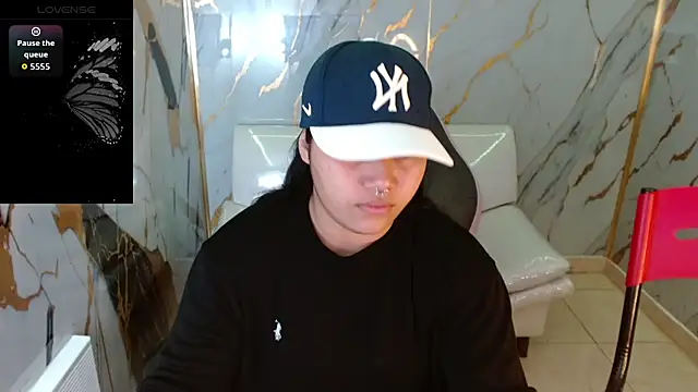 melany rouse18 online show from 17, 4, 2026