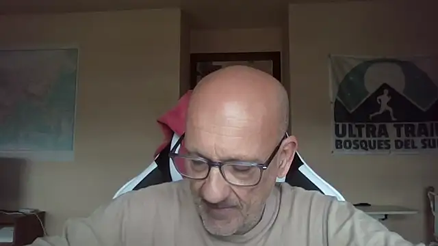 Snapshot of llopaco chatting on 8, 5, 2026 llopaco online show from 8, 5, 2026