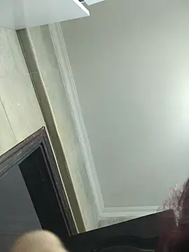 Loly2025 online show from 13, 2, 2025