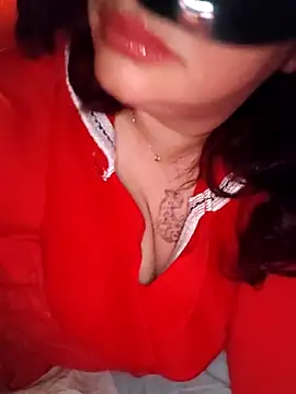 Loly2025 online show from 17, 12, 2025