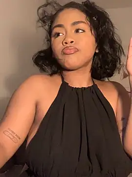 Dahiana Giil online show from 21, 11, 2025