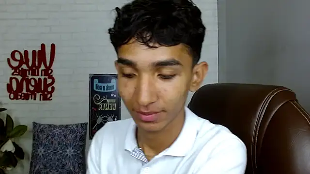 Snapshot of Martin_Linares chatting on 21, 2, 2025 Martin Linares online show from 21, 2, 2025