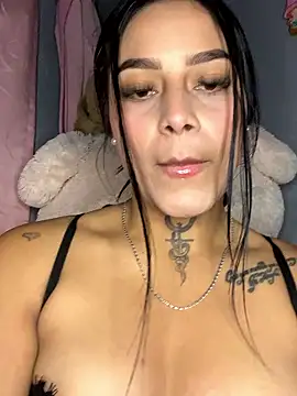 Snapshot of Emily_sharlot chatting on 17, 1, 2026 Emily sharlot online show from 17, 1, 2026