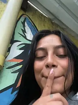 Snapshot of Emily_sharlot chatting on 1, 3, 2026 Emily sharlot online show from 1, 3, 2026